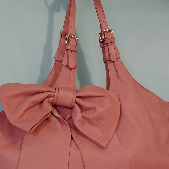 ✨✨ Host Pick ✨✨ Red Valentino Bow Tote - Picture 2 of 11